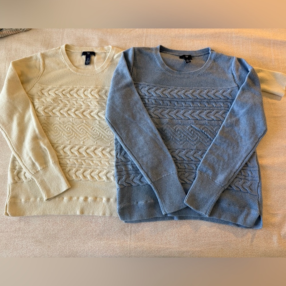 GAP Cream and Blue Knit Sweater set